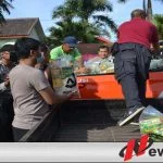 Polres Batu Salurkan Bansos Bagi Warga Terdampak Covid-19