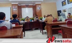 FKMS Soroti Tambak Udang Di Pakandangan Barat