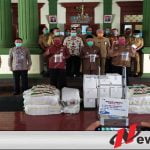 Poltek Jember Serahkan Robot Desinfektan Ke Pemkab Bondowoso