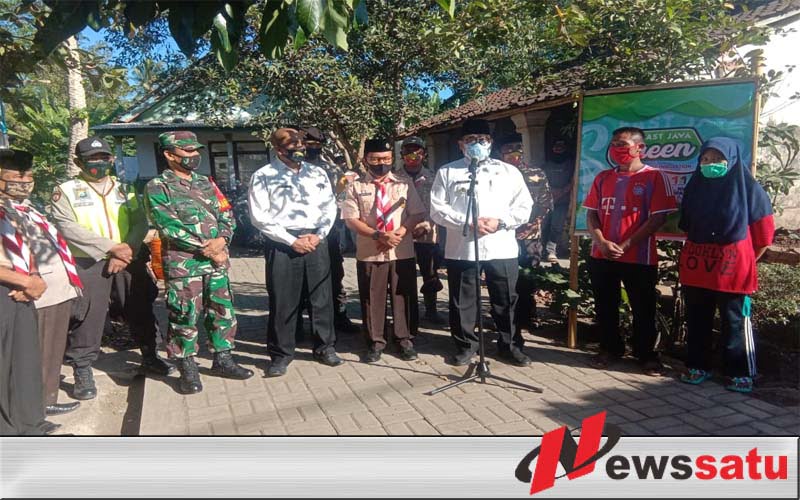 Kwarcab Pramuka  Bondowoso Bangun Tujuh RTLH
