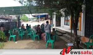 Warga Desa Antibar Kabupaten Mempawah Cairkan BST Tahap III