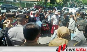 Ayam Pedaging Anjlok, Warga Minta Tanggung Jawab Pemkab Pamekasan