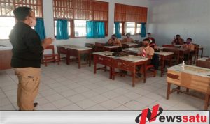 Edukasikan 3M, Relawan Blusukan Ruang Kelas SMA di Pamekasan