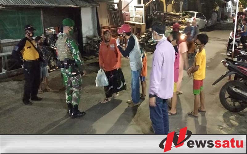 Operasi Masker Serentak di Semampir Surabaya