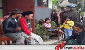 Warga Tengger Probolinggo Gelar Tadisi Marajakani