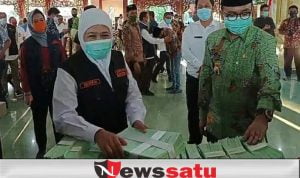 Gubernur Jatim Motivasi Masyarakat Di Pamekasan Untuk Melawan Covid