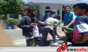 Jamaah Renovasi Mushollah Roudlatul Jannah Kota Probolinggo