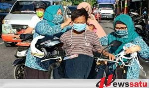 Satgas Kelurahan Pantau Disiplin Prokes KBM Tatap Muka di Pamekasan