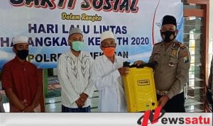 Satlantas Polres Pamekasan, Beri Perlengkapan Masjid Tangguh