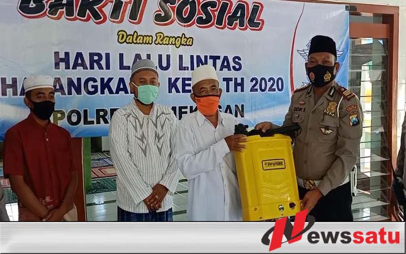 Satlantas Polres Pamekasan, Beri Perlengkapan Masjid Tangguh