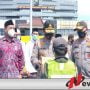 Wakapolri Libatkan Tomas dan Suporter Bagikan 1,5 Juta Masker di Jatim