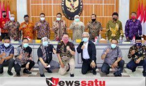 Gubernur Jatim Ajak Perwakilan Buruh Temui Menkopolhukam