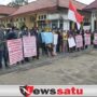 Kecewa Dengan Penegakan Hukum, Masyarakat Datangi Kantor Kejari OKI