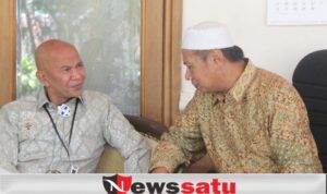 Begini Keakraban MH Said Abdullah Dengan KH Ramdlan Mantan Bupati Sumenep