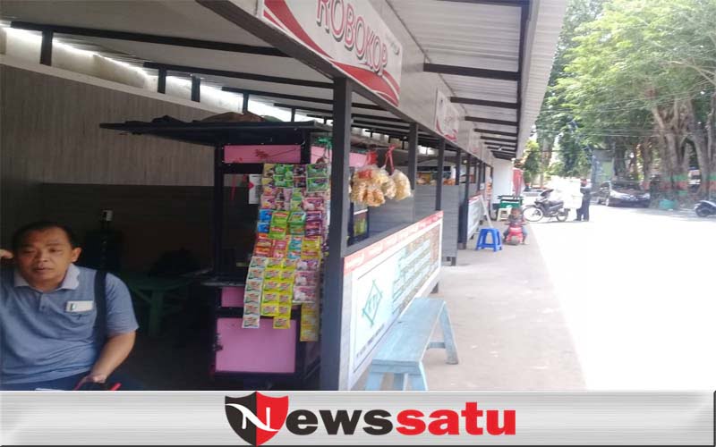 Seorang Pemilik Warung Di Kota Probolinggo Belum Dapat Bantuan UMKM