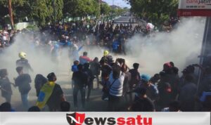 Tolak Omnibus Law, Demo Ratusan Mahasiswa Di Sumenep Berlangsung Ricuh