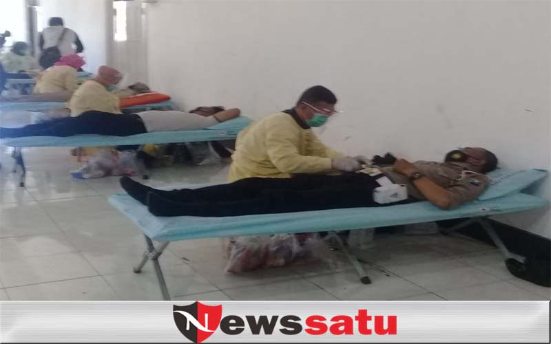 Wartawan Dan Polisi Di Kota Probolinggo Sumbangkan Darah