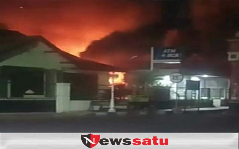 Warung Di Kota Probolinggo Terbakar