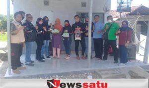 Hari Kesehatan Nasional, Komunitas dan Relawan Sebar Paket Pangan di Pamekasan