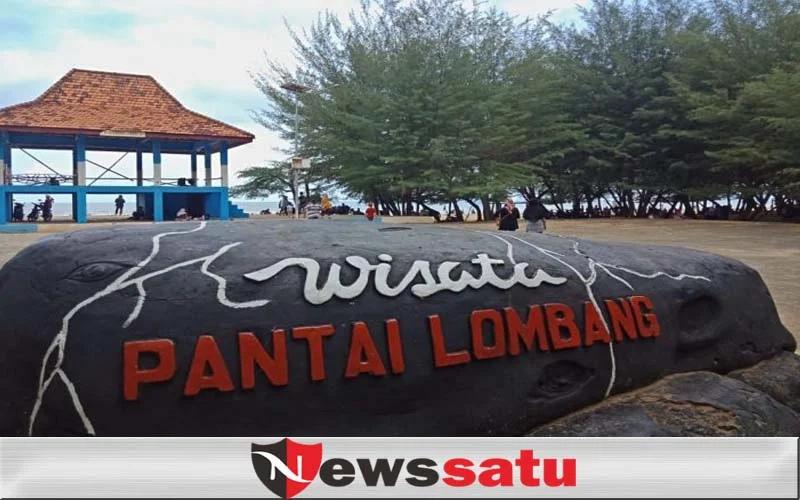 Keindahan Cemara Udang Dan Pasir Putih Di Pantai Lombang Sumenep