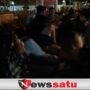 Massa Aksi Duduki Kantor Cabang BRI Pamekasan
