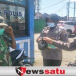 Polwan Sampang, Patroli Jumat Sambil Bagi Masker