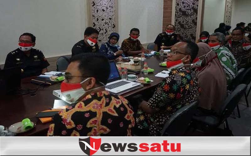 Tekan Peredaran Rokok Ilegal Dengan KIHT di Pamekasan