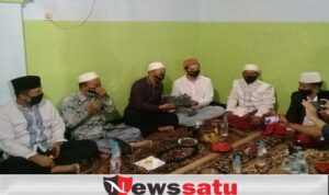 Zulmi Bagikan Masker Dan Ajak Masyarakat Probolinggo Patuhi Prokes