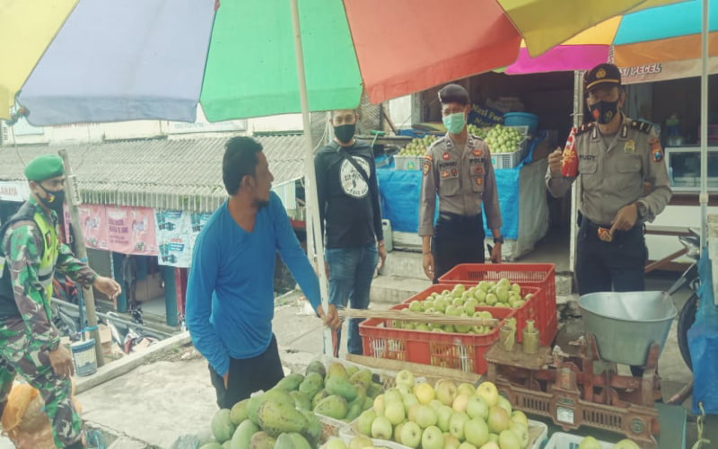 Polres Batu Gelar Operasi Yustisi Dan Sosialisasi Prokes Covid-19 Dititik Keramaian