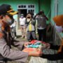 Peduli Sesama, Kapolres Batu Bagikan Sembako Ke Warga Terdampak Covid-19