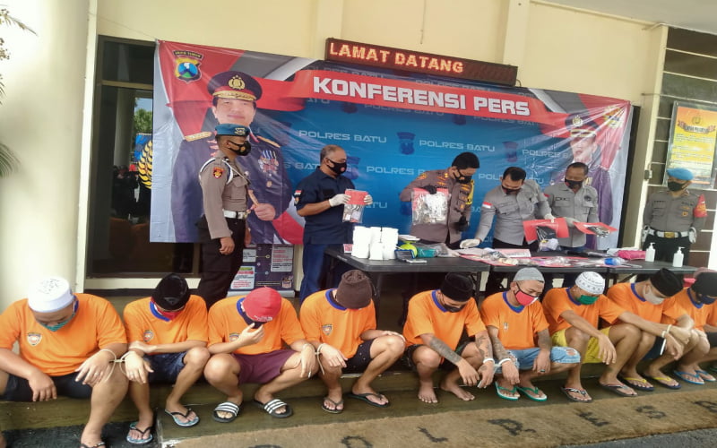 Di Kota Batu, Polisi Tangkap 13 Pelaku Pengedar Dan Pengguna Narkoba