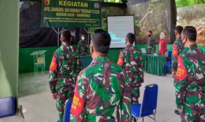 Dandim Sampang Atensi Jajaran Koramil dan Babinsa Untuk Jaga Masyarakat Dari Pandemi