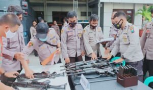 Polda Jatim Supervisi Dan Cek Kondisi Senpi Polres Pamekasan