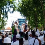 Massa FPI Madura Serukan Tuntutan Di Mapolres Sampang