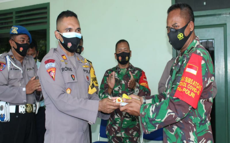 Polres Sampang Beri Kejutan Pada Kodim 0828 Sampang