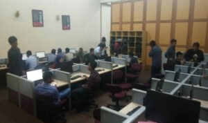 Mahasiswa UMM Bagi Tips Internet Sehat dan Etika Dumay Di Pamekasan