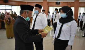 Kukuhkan CPNS, Bupati OKI Ingatkan Jaga Integritas