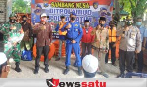Ditpolairud Polda Jatim Peduli Nelayan Di Pulau Mandangin Sampang