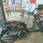 Isi Bensin Eceran Sambil Ngerokok, Sepeda Motor Milik Warga Sumenep Hangus Terbakar