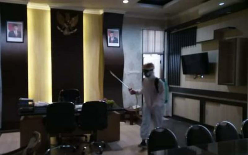 Kantor Sekda Pamekasan Di Lockdown