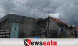 Angin Puting Beliung, Warga Karanganyar Sumenep Berhamburan Keluar Rumah