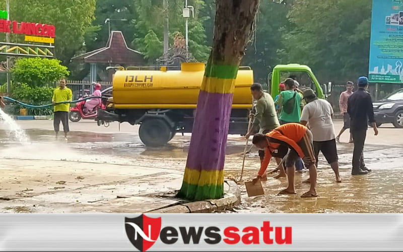 Ketika Semua Komponen Stakeholder Bergerak Peduli Banjir di Pamekasan