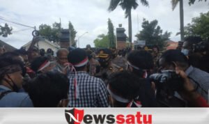 Sejumlah Pemuda Demo Polres Sumenep