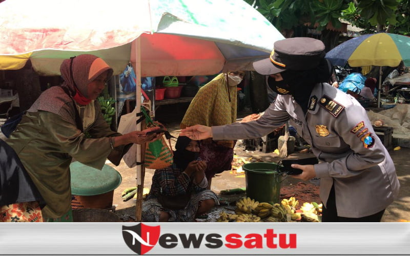 Pusat Kegiatan Masyarakat Jadi Sasaran Satgas dan Relawan Covid-19 Pamekasan