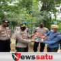Bangkitkan Ekonomi, Jurnalis Kraksaan dan Polres Probolinggo Bagikan Masker ke PKL