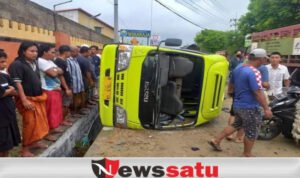 Elf Terguling Timpa Vario di Branta Pamekasan