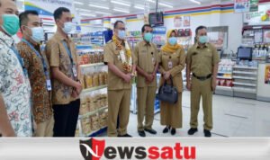 Wabup Irwan Resmikan Gerai Produk UMKM di Indomaret