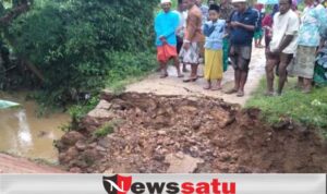 Jembatan di Palengaan Laok Pamekasan Ambrol