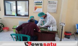Puluhan Wartawan Ikuti Vaksinasi Di Klinik Pratama Polres Probolinggo Kota