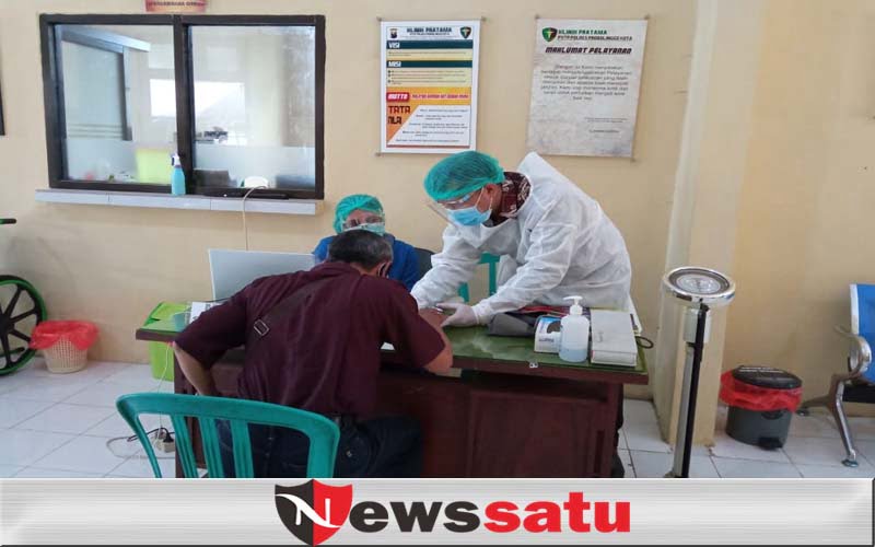 Puluhan Wartawan Ikuti Vaksinasi Di Klinik Pratama Polres Probolinggo Kota